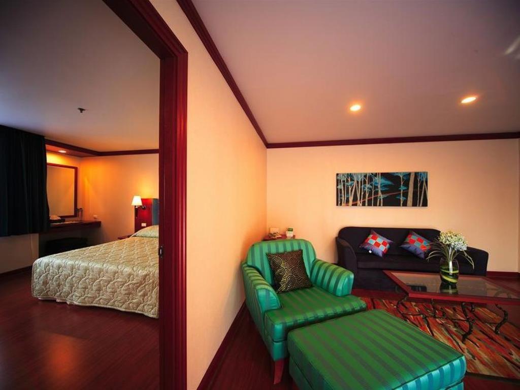 Baiyoke Suite Hotel Bangkok Exterior foto