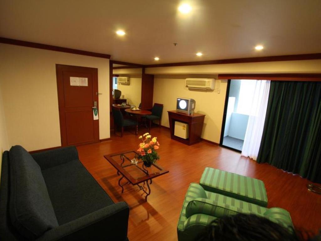 Baiyoke Suite Hotel Bangkok Exterior foto