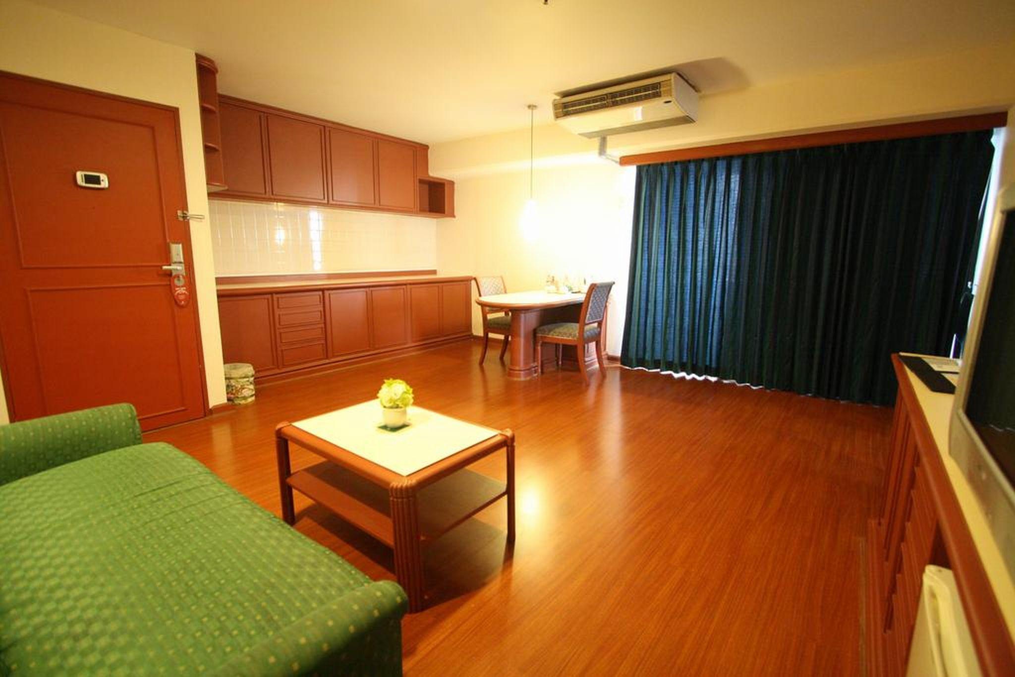 Baiyoke Suite Hotel Bangkok Exterior foto